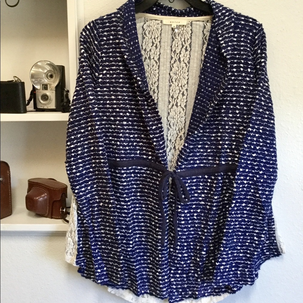 NWOT. Blue and white sweater with lace 💕